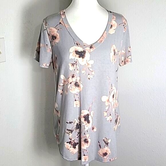 Twenty Ten T-Shirt Light Gray with Pink Floral Detail, Size Large, NWOT - Picture 1 of 8